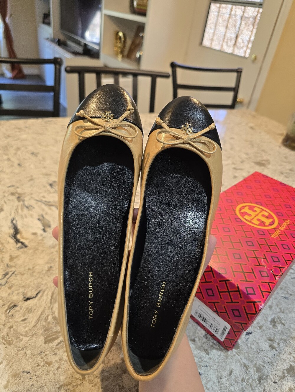 Tory Burch Cap-Toe Ballet Flats Ginger Shortbread/ Perfect Black Size 6.5 - Picture 6 of 14